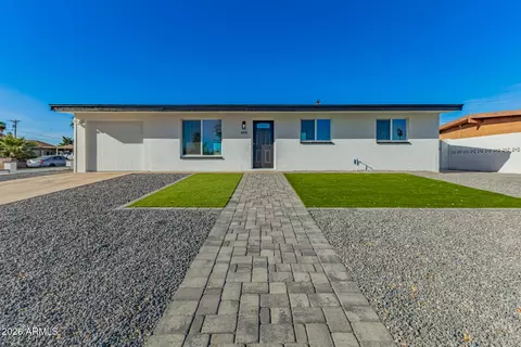 4936 W Highland Ave W, Phoenix, AZ 85031