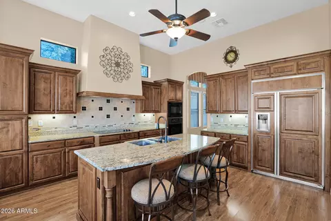 Kitchen - 8252 E Teton Cir, Mesa, AZ 85207 photo 4 of 7