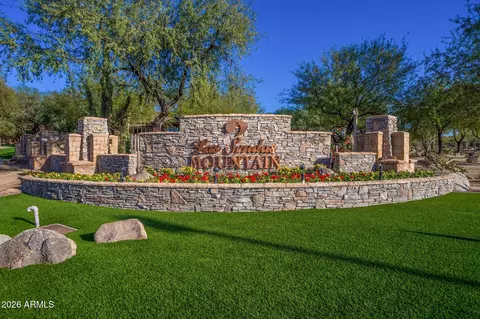 View/Area - 8252 E Teton Cir, Mesa, AZ 85207 photo 3 of 25