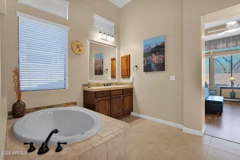 Bath - 8252 E Teton Cir, Mesa, AZ 85207 photo 2 of 5