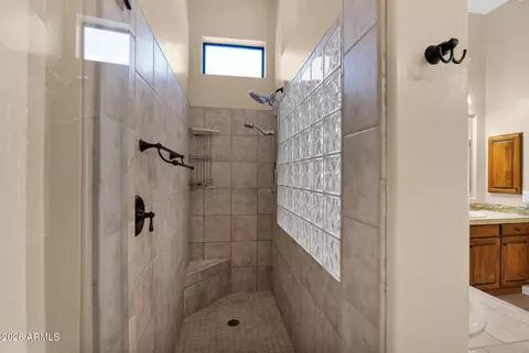 Bath - 8252 E Teton Cir, Mesa, AZ 85207 photo 3 of 5