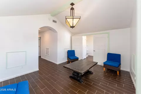 Living - 9616 N 11th Ave, Phoenix, AZ 85021 photo 2 of 2