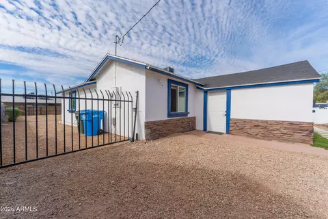 Exterior - 9616 N 11th Ave, Phoenix, AZ 85021 photo 2 of 5