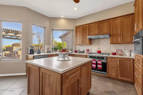 Kitchen - 4436 E Strawberry Dr, Gilbert, AZ 85298 photo 3 of 6