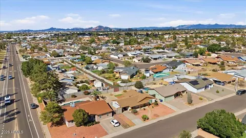 View/Area - 112 E Tulane Dr, Tempe, AZ 85283 photo 9 of 17