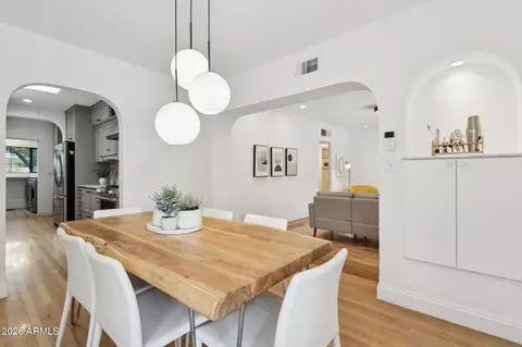 Dining - 77 W Windsor Ave, Phoenix, AZ 85003 photo 3 of 5