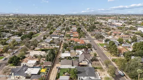 View/Area - 77 W Windsor Ave, Phoenix, AZ 85003 photo 6 of 8
