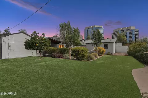 Exterior - 77 W Windsor Ave, Phoenix, AZ 85003 photo 17 of 18
