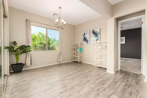 7528 W Warner St, Phoenix, AZ 85043 photo 4