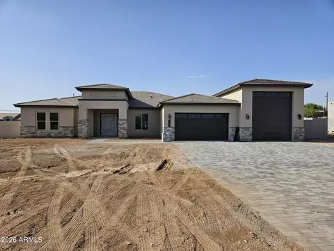 1672 W Lavitt Ln, Phoenix, AZ 85086