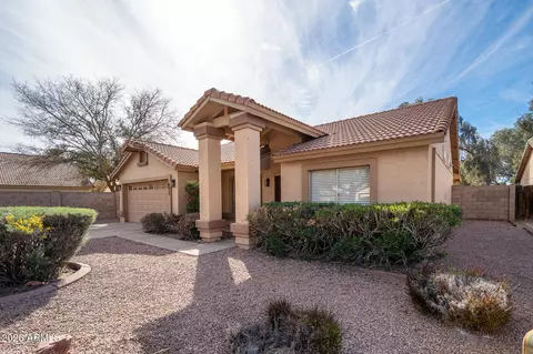 Exterior - 932 N Marble St, Gilbert, AZ 85234 photo 2 of 5
