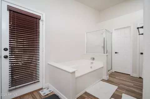 Bath - 932 N Marble St, Gilbert, AZ 85234 photo 1 of 3
