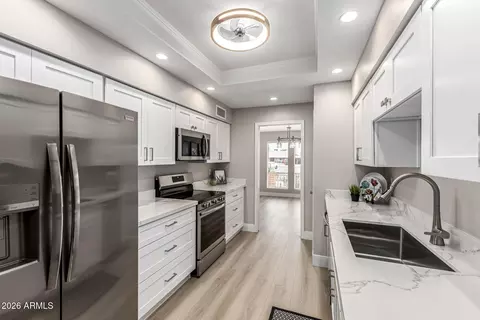 Kitchen - 4632 Escondido Ave, Mesa, AZ 85206 photo 1 of 4