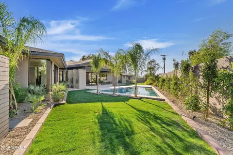 Exterior - 4610 E Flower St, Phoenix, AZ 85018 photo 3 of 7