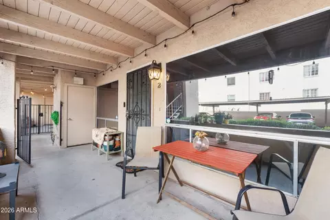 Exterior - 202 E Ruth Ave #2, Phoenix, AZ 85020 photo 1 of 5