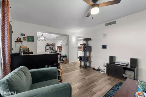 Living - 202 E Ruth Ave #2, Phoenix, AZ 85020 photo 2 of 2
