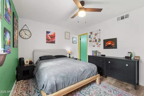 Bedroom - 202 E Ruth Ave #2, Phoenix, AZ 85020 photo 2 of 3