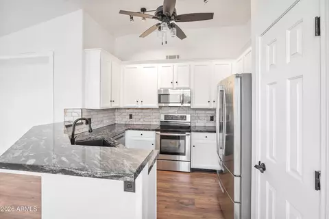 Kitchen - 9851 E Irwin Cir, Mesa, AZ 85209 photo 2 of 3