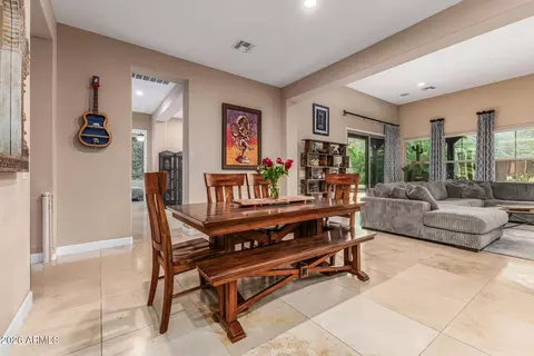 Dining - 3139 E Harwell Rd, Phoenix, AZ 85042 photo 2 of 2