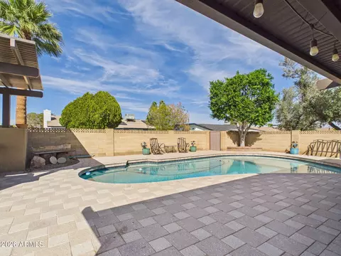 Exterior - 3110 E Lupine Ave, Phoenix, AZ 85028 photo 7 of 10