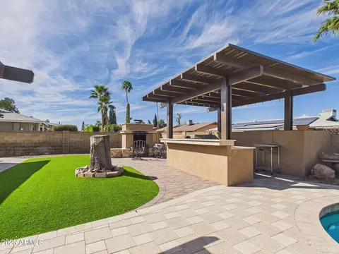 Exterior - 3110 E Lupine Ave, Phoenix, AZ 85028 photo 6 of 10