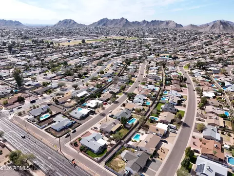 View/Area - 3110 E Lupine Ave, Phoenix, AZ 85028 photo 4 of 4