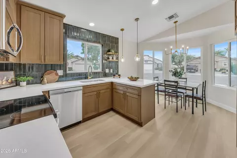 Kitchen - 3109 E Kerry Ln, Phoenix, AZ 85050 photo 1 of 4