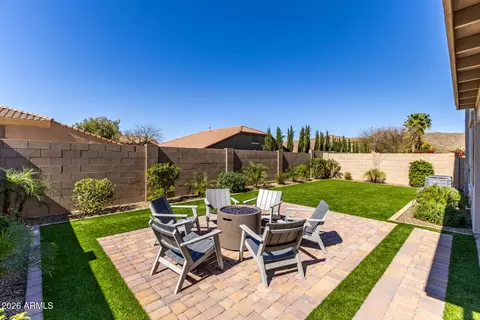 Exterior - 2507 E Rustling Oaks Ln, Phoenix, AZ 85024 photo 2 of 8