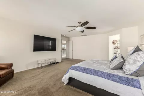 Bedroom - 2507 E Rustling Oaks Ln, Phoenix, AZ 85024 photo 3 of 8
