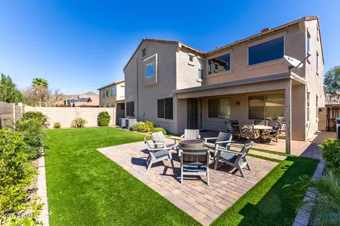 Exterior - 2507 E Rustling Oaks Ln, Phoenix, AZ 85024 photo 3 of 8