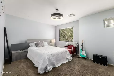 Bedroom - 2507 E Rustling Oaks Ln, Phoenix, AZ 85024 photo 4 of 8