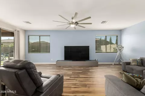Living - 2507 E Rustling Oaks Ln, Phoenix, AZ 85024 photo 2 of 2
