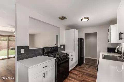 Kitchen - 611 Encanto Dr, Tempe, AZ 85281 photo 2 of 3