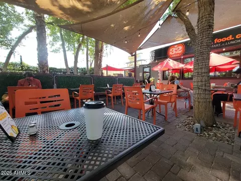Exterior - 3025 E Sierra St, Phoenix, AZ 85028 photo 13 of 14