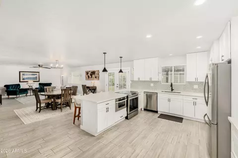 Kitchen - 3025 E Sierra St, Phoenix, AZ 85028 photo 1 of 6