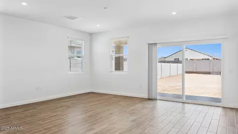 Living - 9064 S Holandes Dr, Apache Junction, AZ 85120 photo 1 of 2