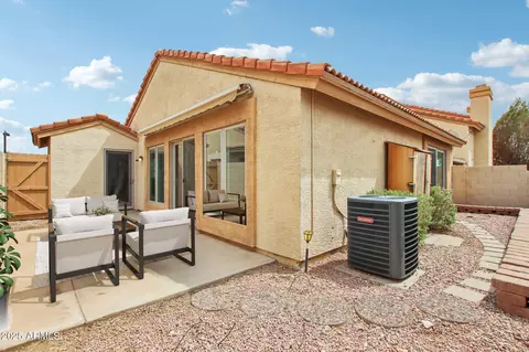 Exterior - 4223 E Cassia Way, Phoenix, AZ 85044 photo 6 of 9