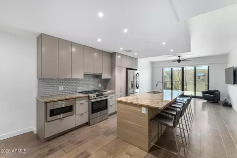 2300 E Campbell Ave #104, Phoenix, AZ 85016