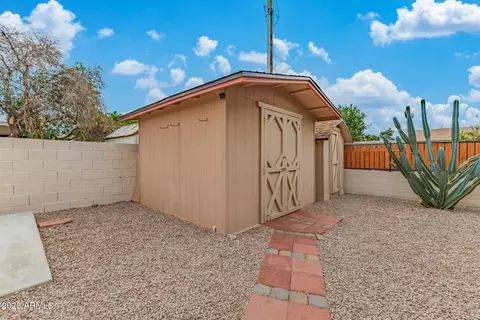 Exterior - 5349 E Dallas St, Mesa, AZ 85205 photo 6 of 8