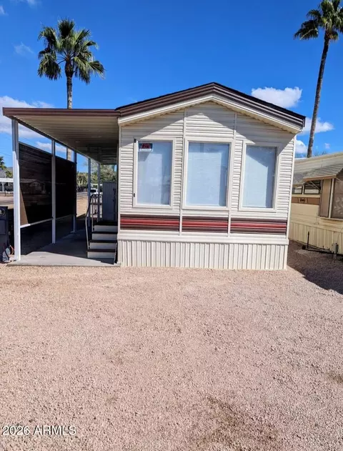 929 N Delaware Dr #B, Apache Junction, AZ 85120