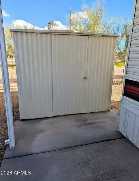 929 N Delaware Dr #B, Apache Junction, AZ 85120 photo 10