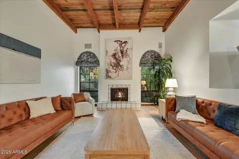 Living - 2550 E Denton Ln, Phoenix, AZ 85016 photo 1 of 3