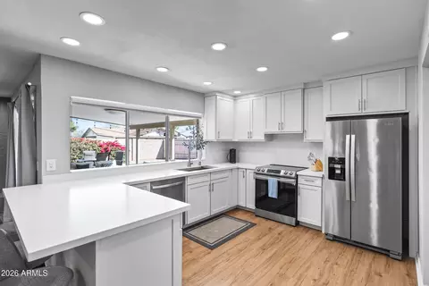 Kitchen - 1867 E Oxford Dr, Tempe, AZ 85283 photo 2 of 5