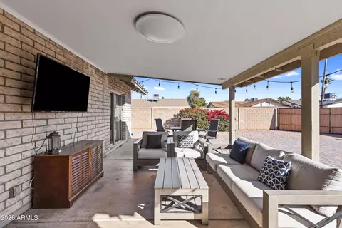 Exterior - 1867 E Oxford Dr, Tempe, AZ 85283 photo 7 of 8