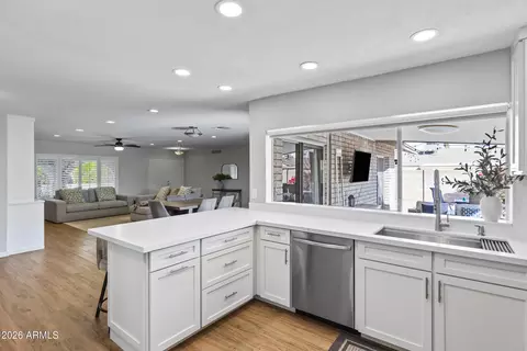 Kitchen - 1867 E Oxford Dr, Tempe, AZ 85283 photo 5 of 5