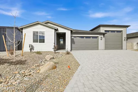 7456 E Louie Ln, Prescott Valley, AZ 86315