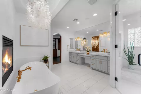 Bath - 5850 E Concho St, Apache Junction, AZ 85119 photo 1 of 10