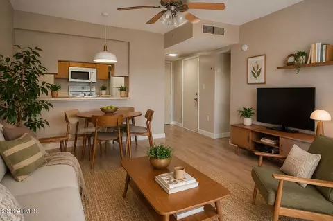 Living - 3033 E Devonshire Ave #3032, Phoenix, AZ 85016 photo 2 of 3