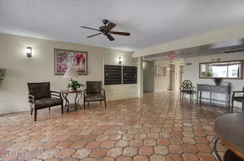 Entry Way - 3033 E Devonshire Ave #3032, Phoenix, AZ 85016 photo 1 of 1