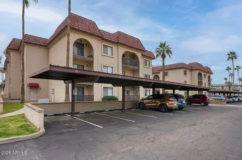 Exterior - 3033 E Devonshire Ave #3032, Phoenix, AZ 85016 photo 1 of 4